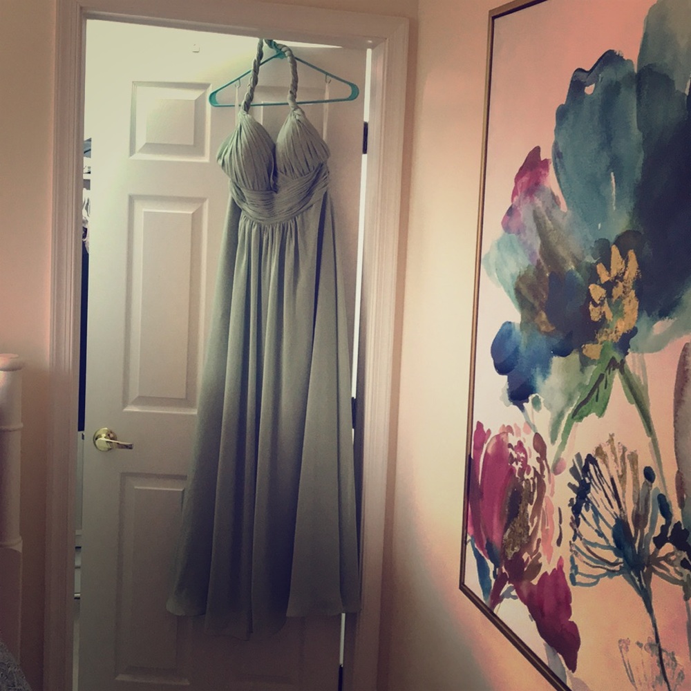 Full Length Brides Maid Gown (color Meadow)